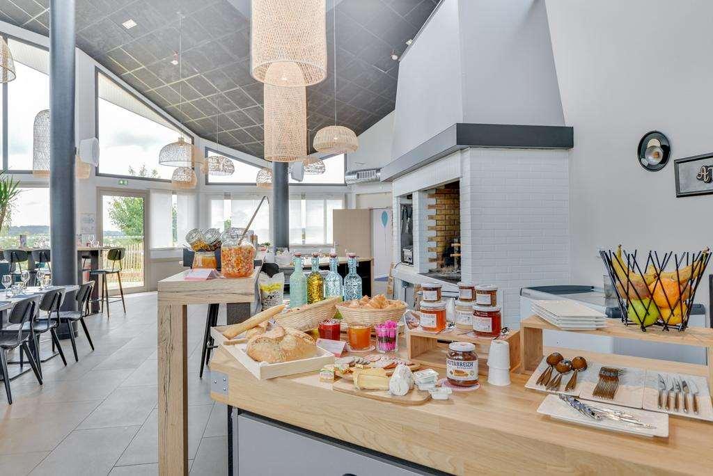 Brit Hotel Au Pays De Vitre Étrelles Εστιατόριο φωτογραφία